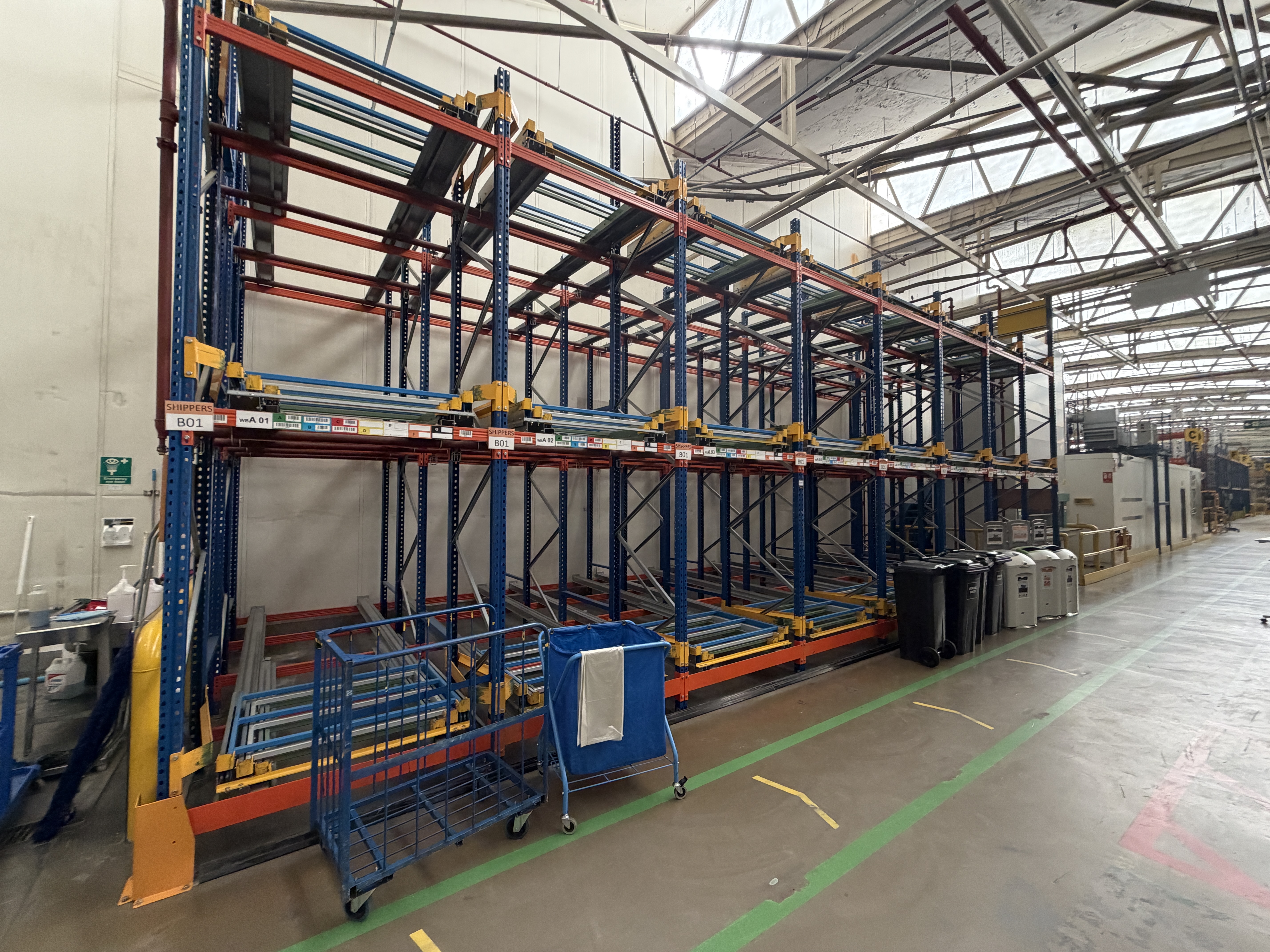 Dynamic Live Gravity Pallet Racking System by SCC, based on 2 pallet spaces on slides 15 x 2 deep sp - photo 1