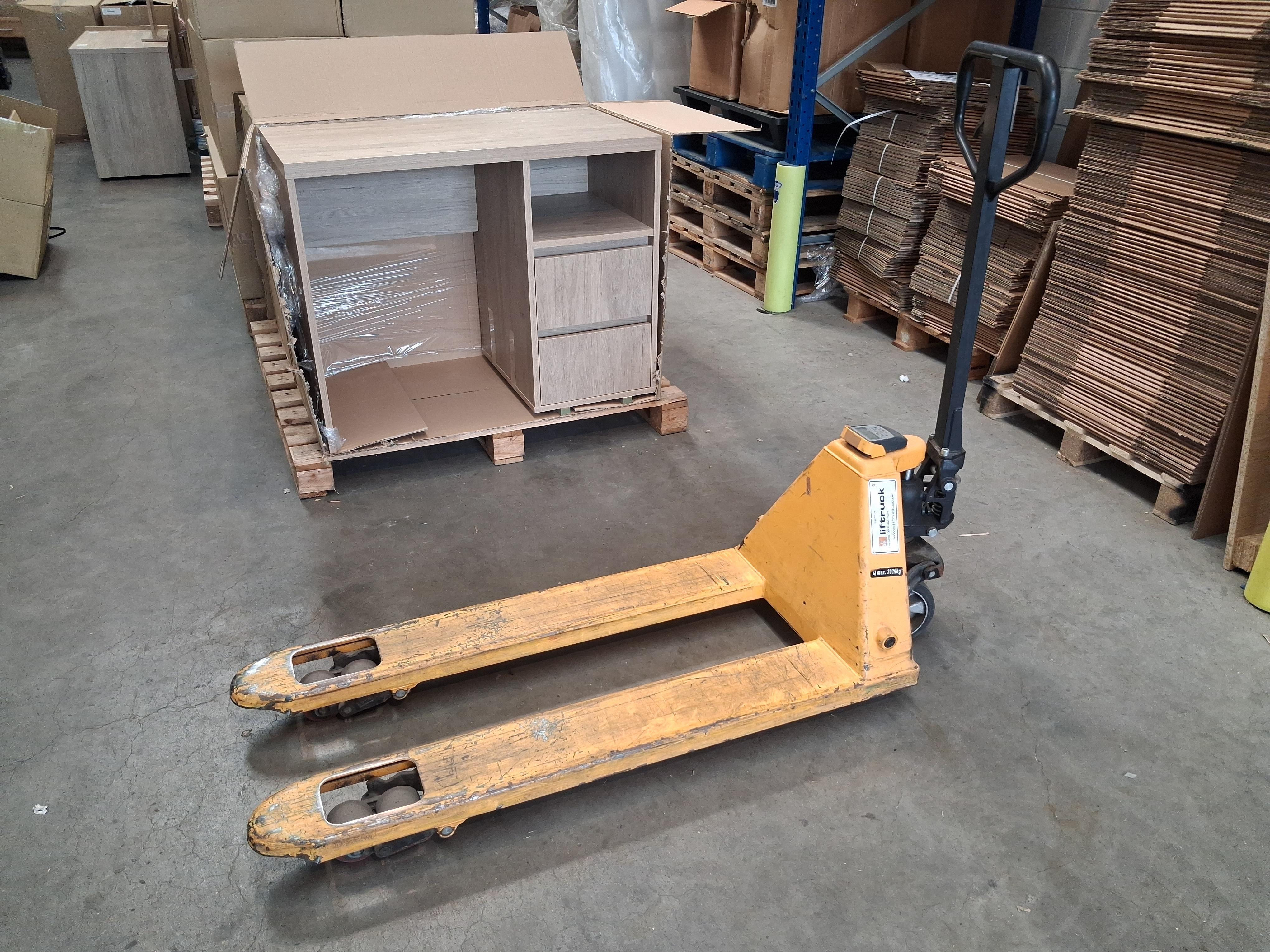 Pedestrian Pallet Truck with Onboard Digital Scales - photo 1