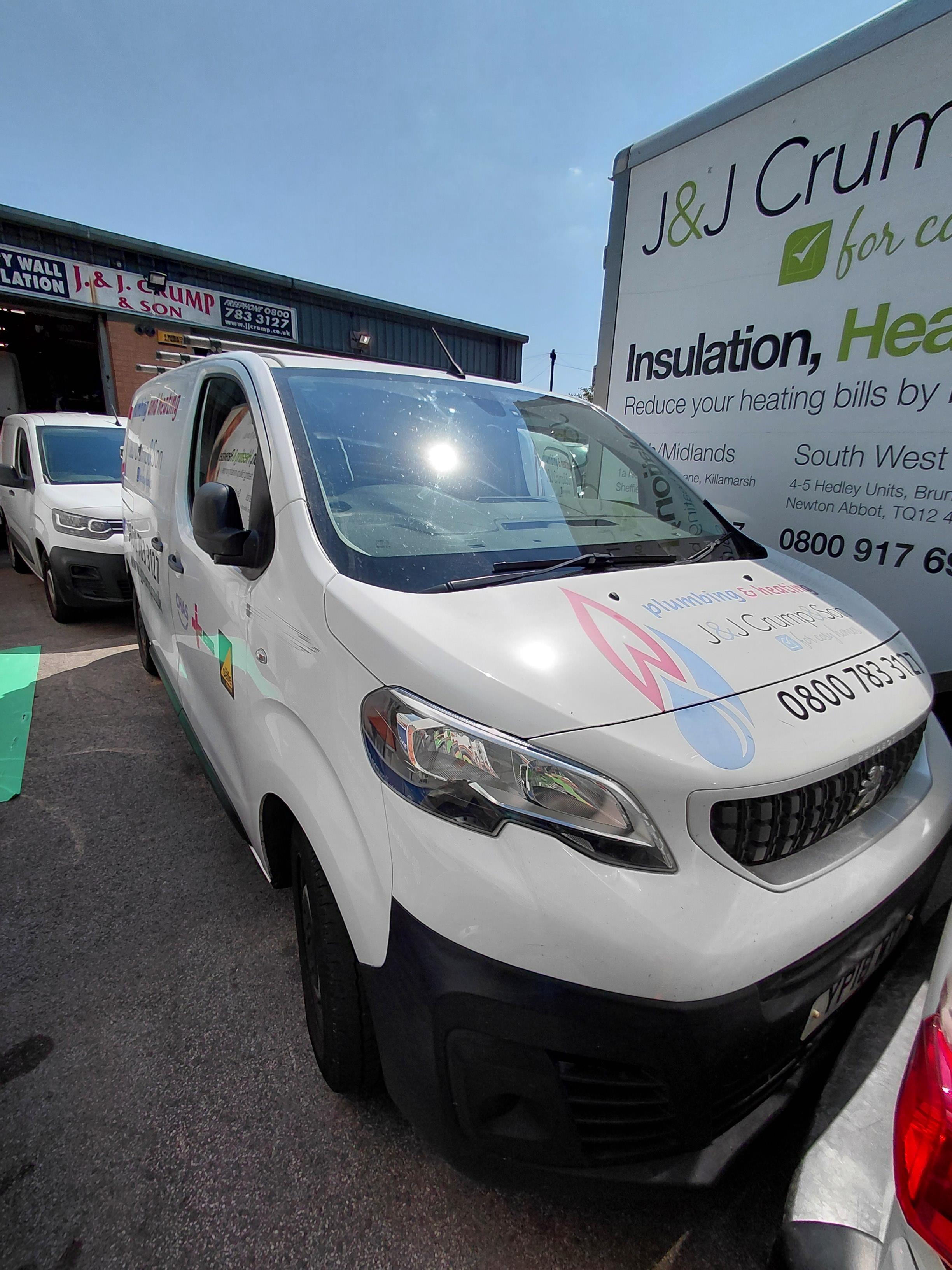 PEUGEOT EXPERT STANDARD DIESEL 1400 2.0 BlueHDi 120 Professional Van. Registration: YP18 WTY. Mileag - photo 1