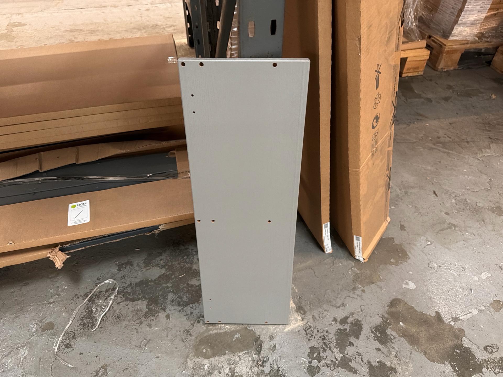 Job Lot of 65 x Grey External Curved Filler Panel 700mm - 60070410 - photo 1