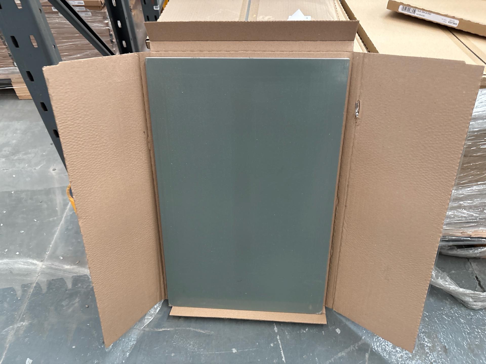 Job Lot of 6 x Laurel Green Kitchen Cabinet Front Door 450mm x 700mm - 43373600 - photo 1