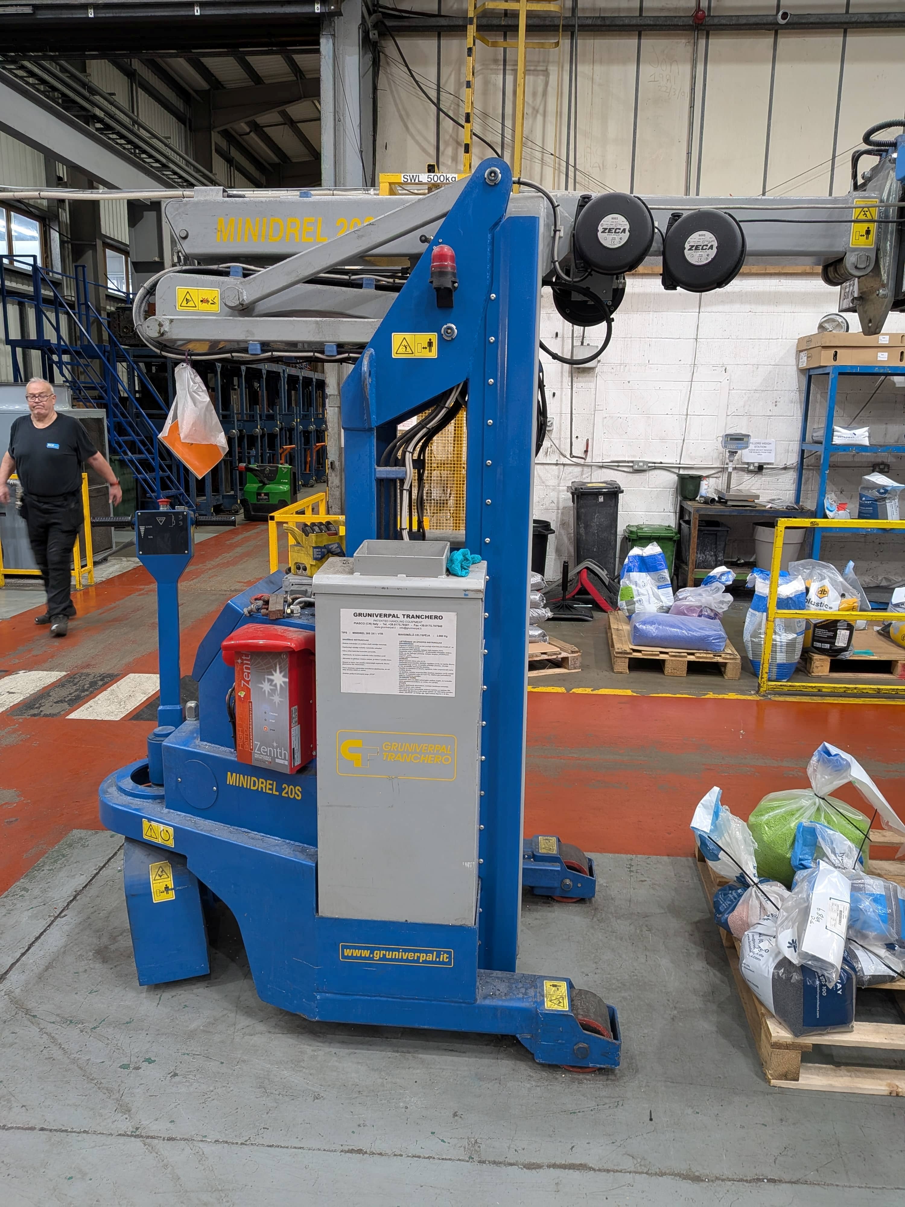 Gruniverpal Tranchero Minidrel 20S Mobile Crane - photo 1