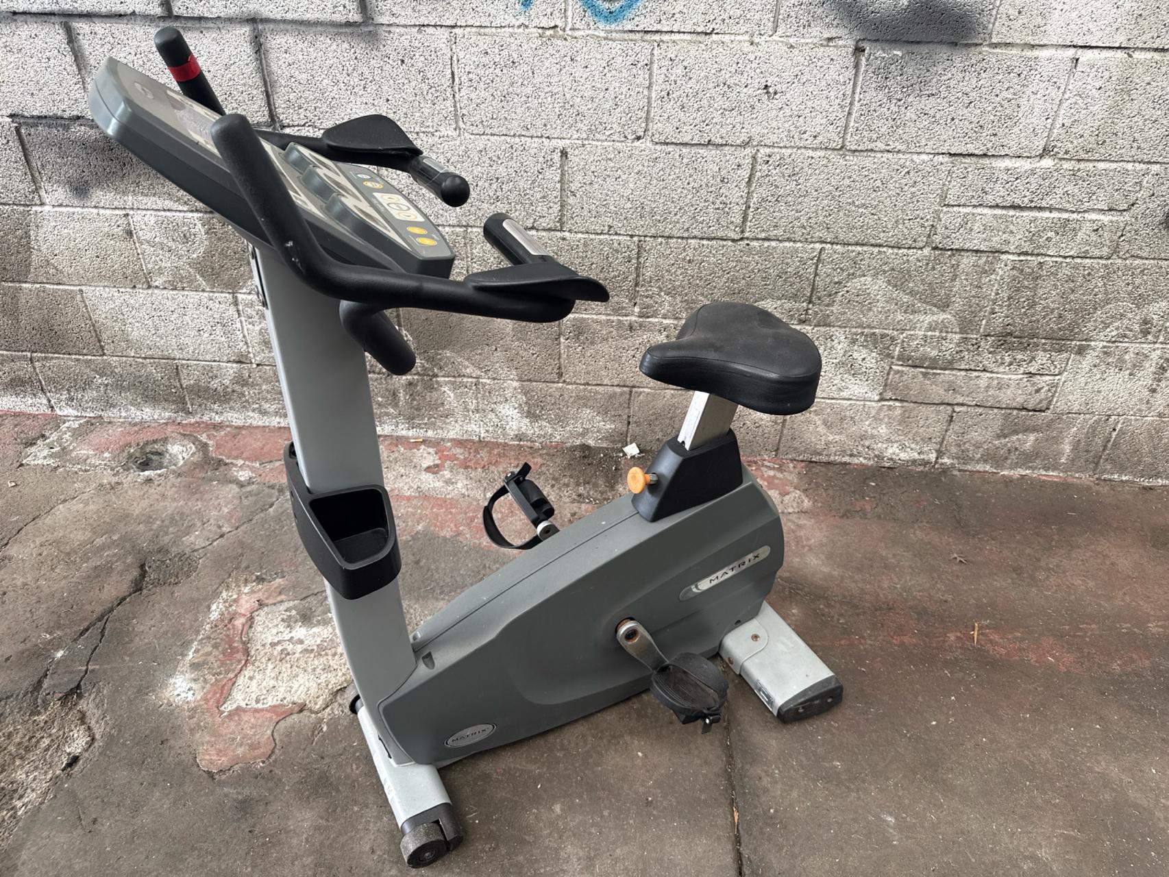 Matrix Exercise Bike - photo 1
