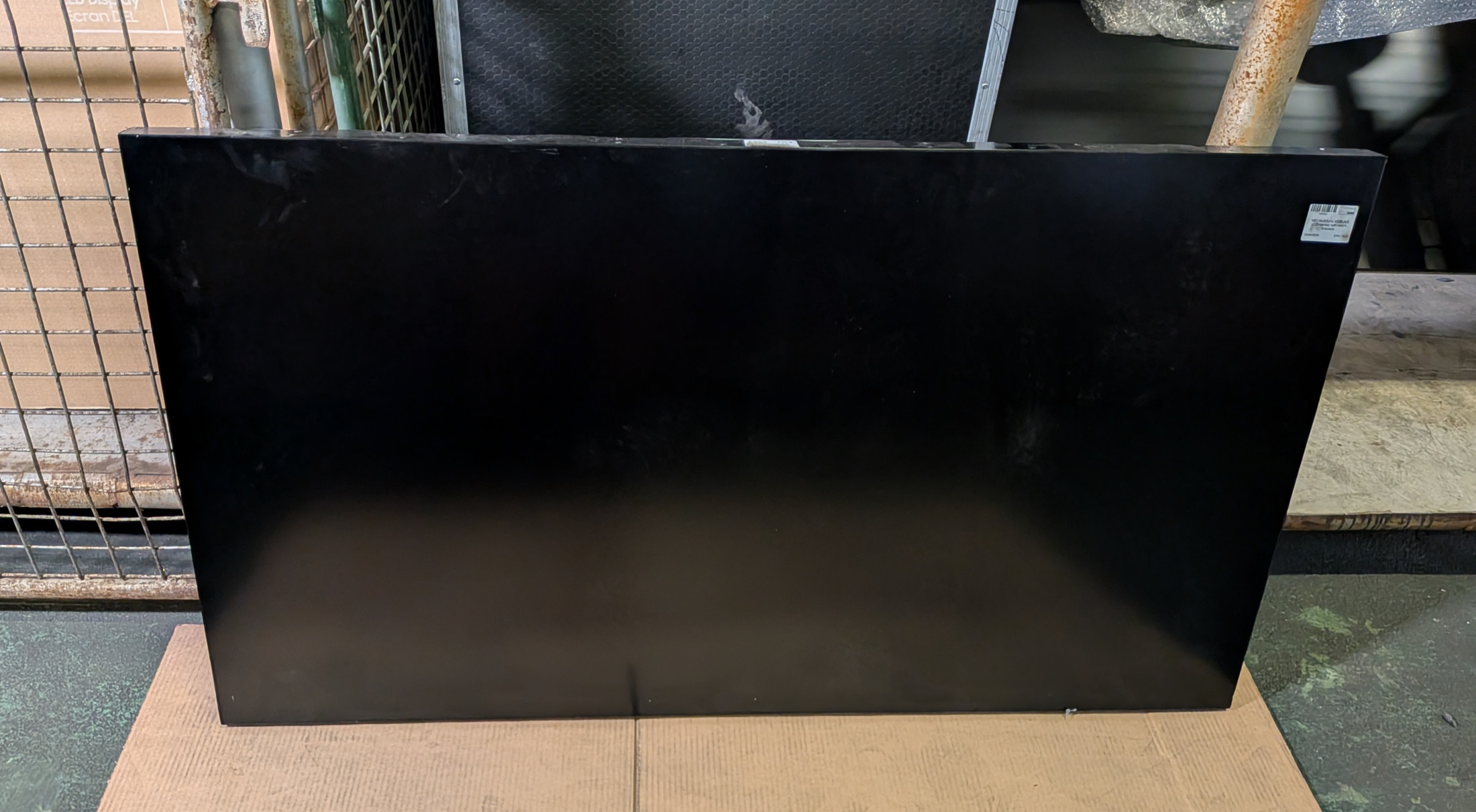 NEC MultiSync X555UNS LCD monitor with mount brackets - photo 1