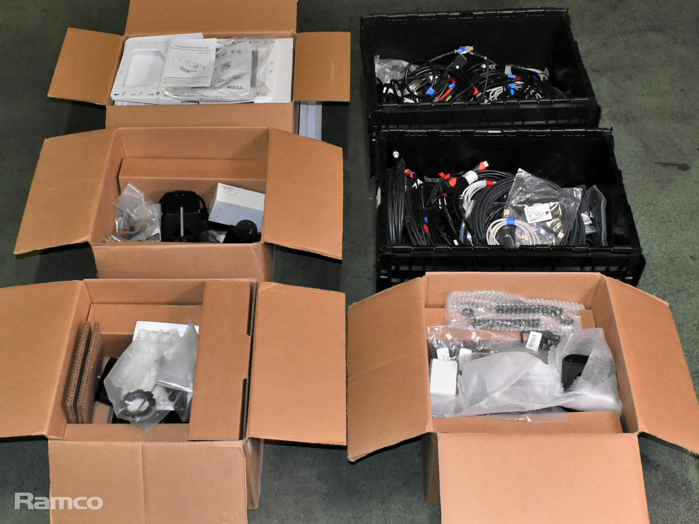 Various projector and wall mount & various cables - see description - photo 1
