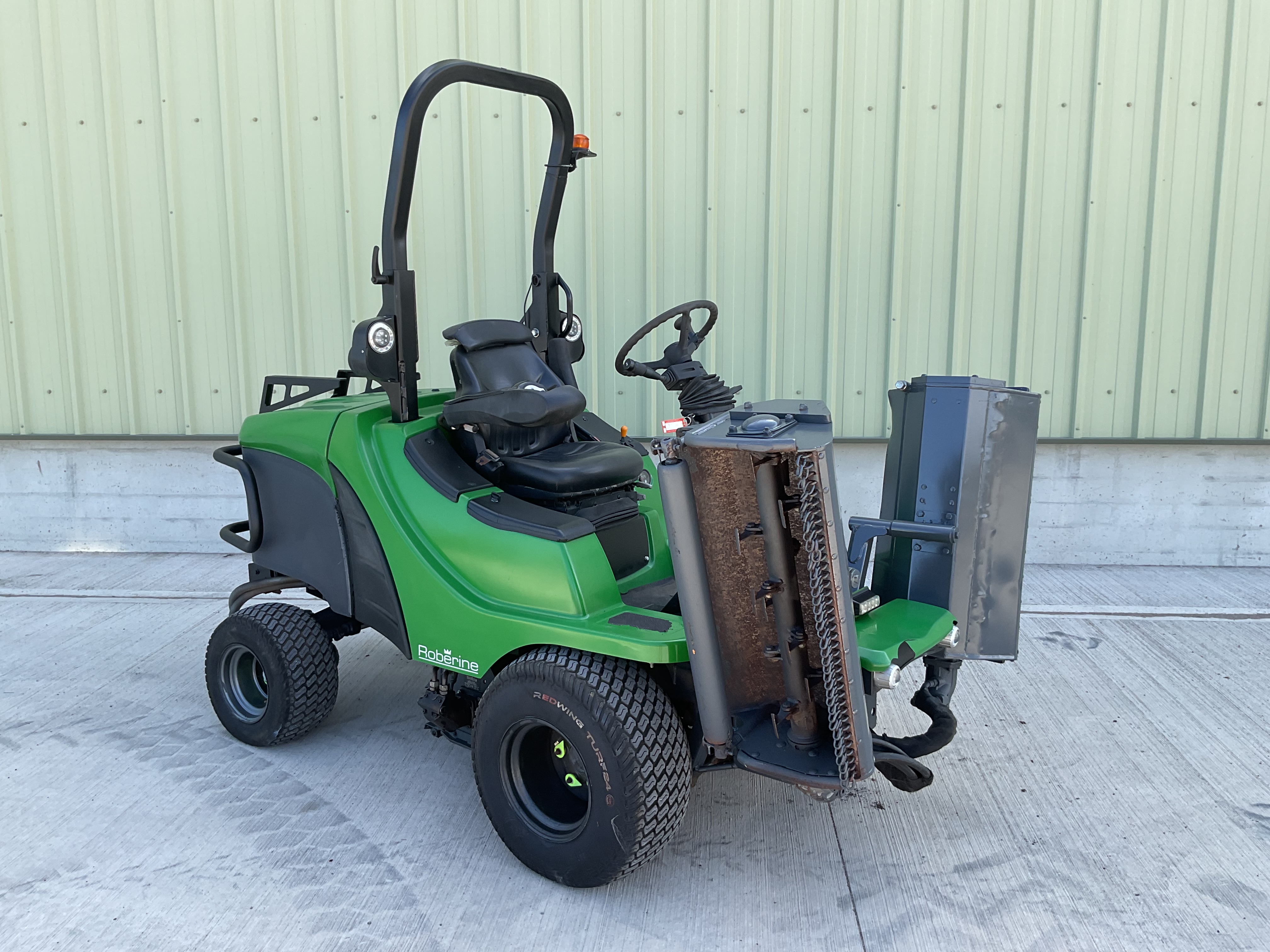 Roberine F3 3 Deck 4x4 Commercial Flail Mower, 3005 Hrs Only! Direct from UK Govt Dept - photo 1