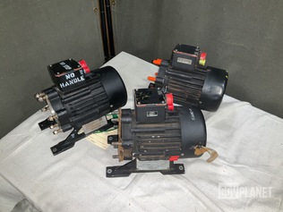 (6) 70550-02046-106 A.C. Aircraft Motors w/Cases