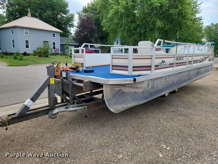 1999 JC MFG Inc. Neptoon Dolphin 246 Pontoon Boat