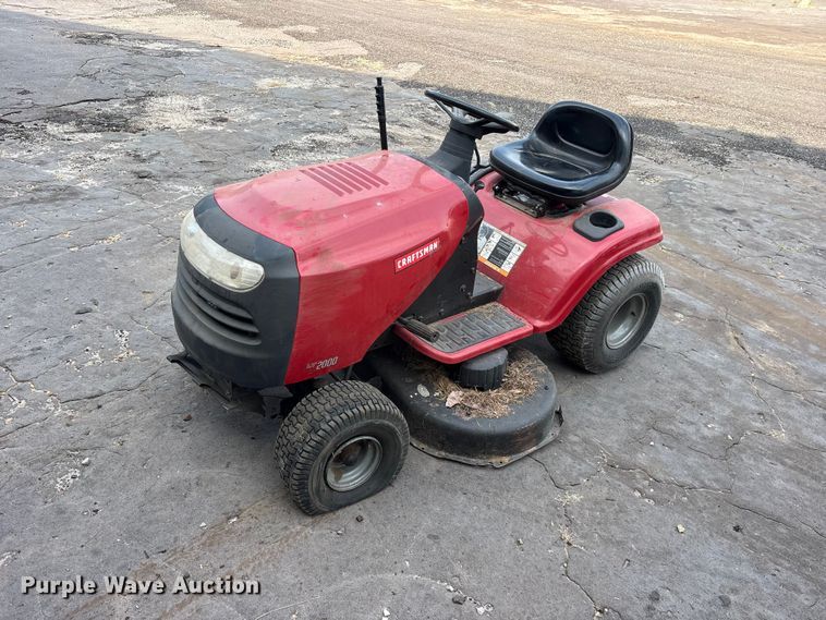 2012 Craftsman LT2000 Lawn Mower