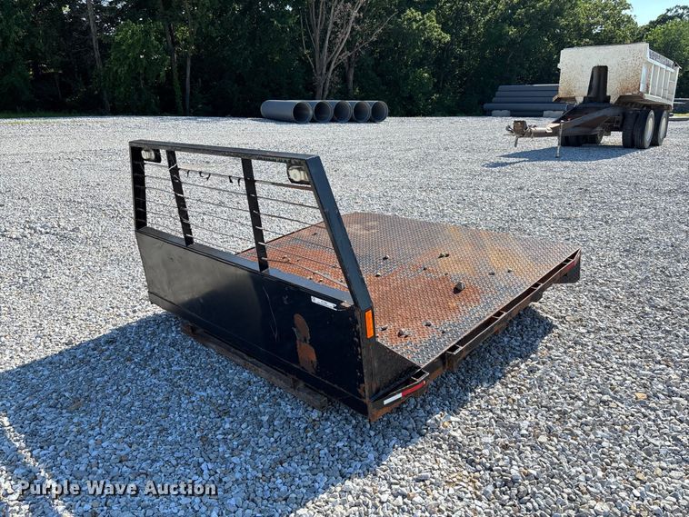 Flat Bed