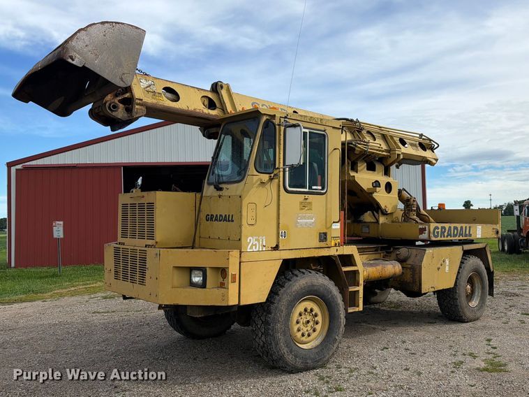 Gradall GW-394-G3WD Wheeled Excavator
