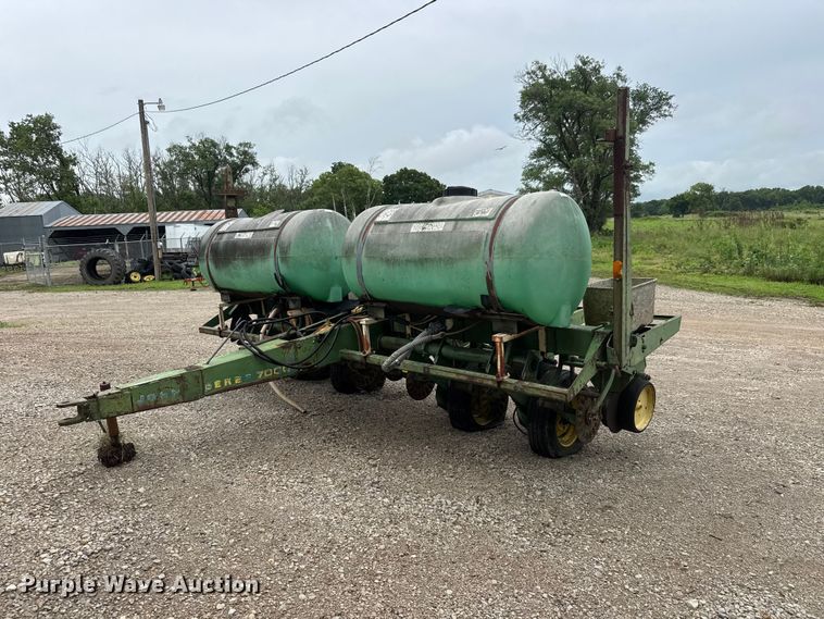 John Deere 7000 No-Till Planter
