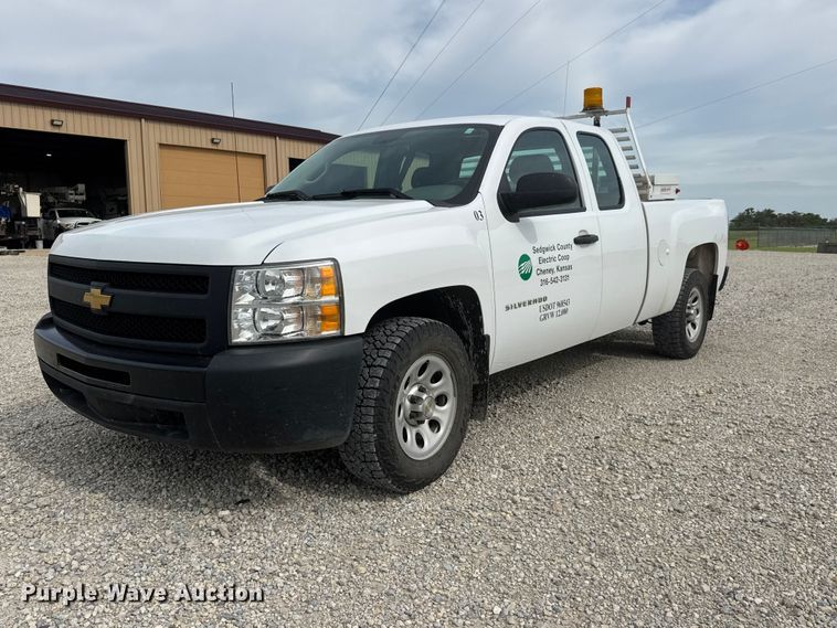 2012 Chevrolet Silverado 1500 Ext. Cab Pickup Truck