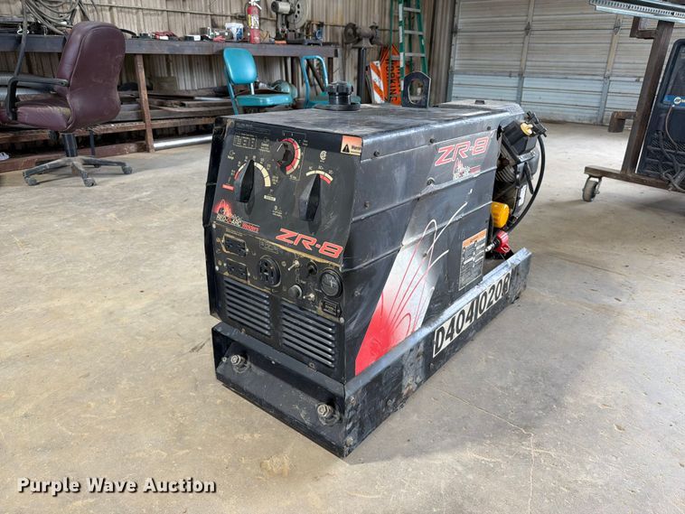Red-D-Arc ZR-8 Welder/Generator
