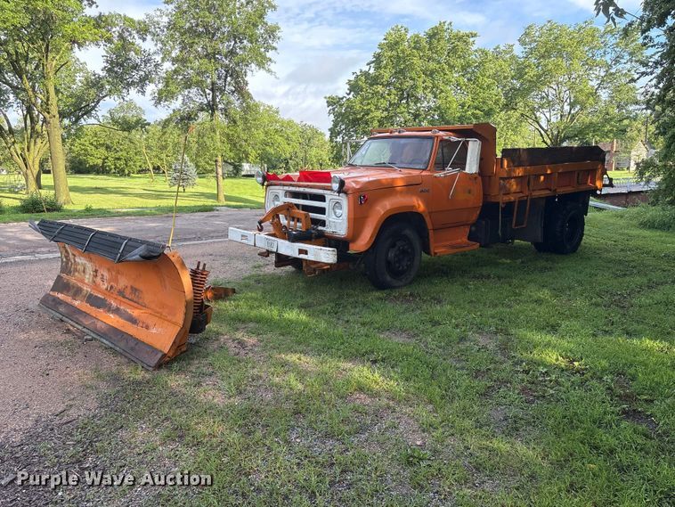 1975 Dodge D600 Dump Truck