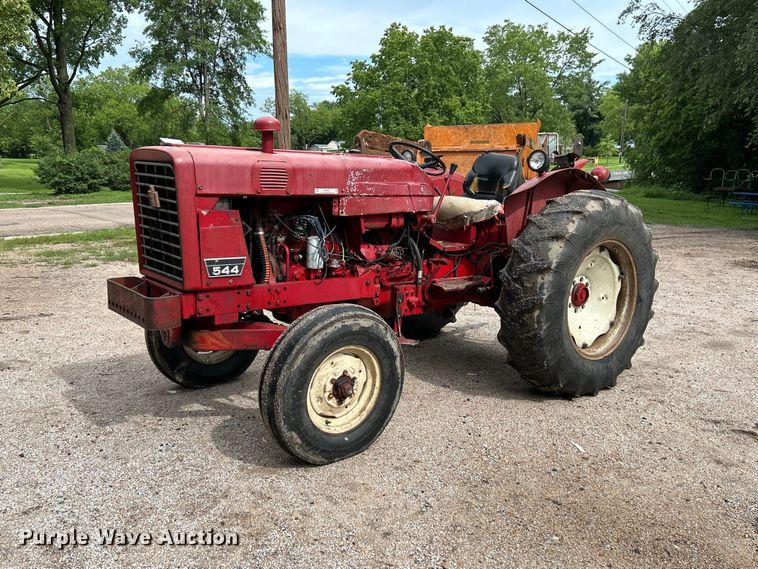 1970 International Harvester 544 Tractor