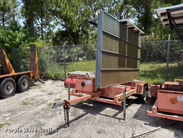 2004 American Signal Company Message Board Trailer