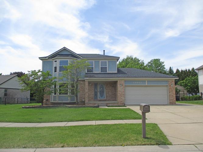 33443 PAOLETTI, FRASER, MI