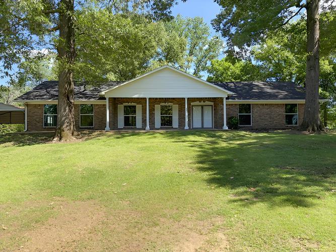910 Newitt Vick Dr, VICKSBURG, MS
