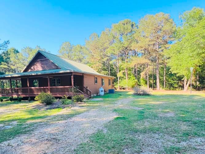 9398 COATS RD, LINDEN, NC