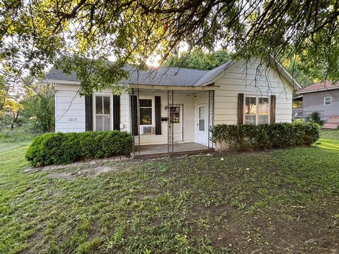 1213 N ELSON ST, KIRKSVILLE, MO