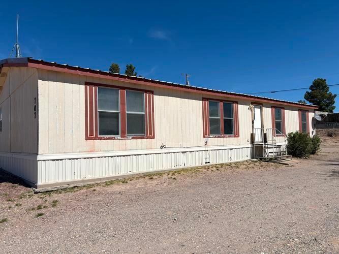707 TINGLEY ST, TRUTH OR CONSEQUENCES, NM