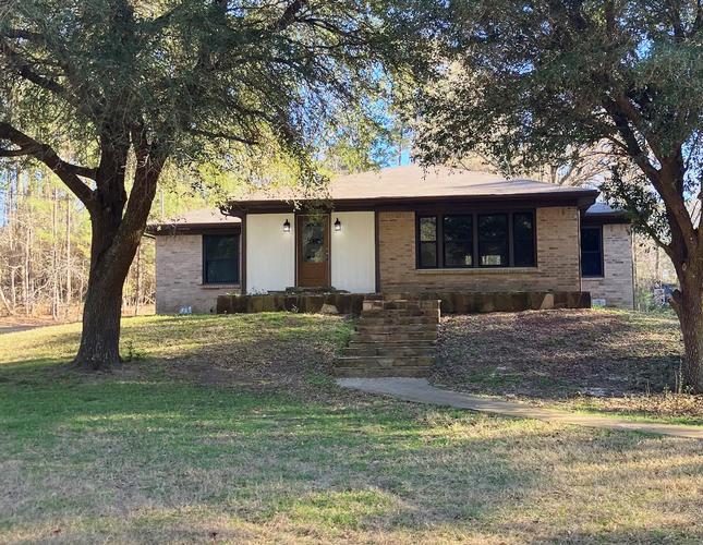 92 Summer Place, Huntsville, TX