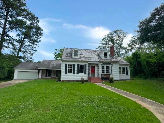 479 E MAIN ST, GLOSTER, MS