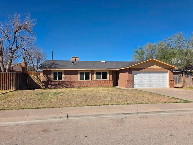 2102 W BULLOCK AVE, ARTESIA, NM