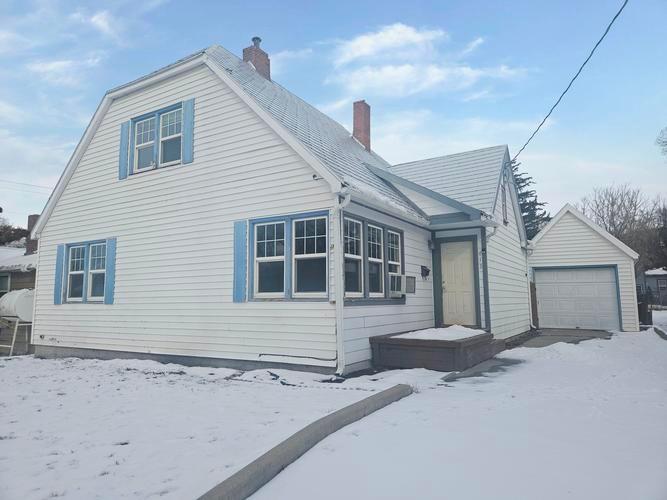 413 S H St, Lakeview, OR