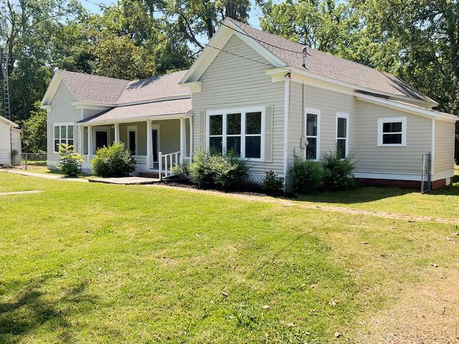 1111 Second St, Inverness, MS
