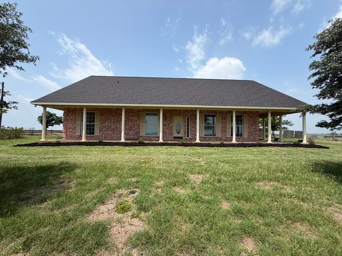 9652 NW CR 4360, Frost, TX