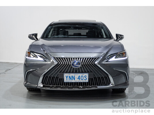 01/2020 Lexus ES300H Luxury + Enhancement Pack (Hybrid) AXZH10R 4D Sedan Mercury Grey Mica 2.5L - photo 1