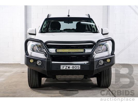 10/2016 Holden Trailblazer LT (4x4) RG MY17 4d Wagon White Turbo Diesel 2.8L - photo 1
