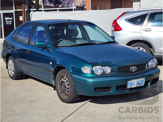 03/2001 Toyota Corolla Ascent SECA AE112R 5d Liftback Green 1.8L - photo 1