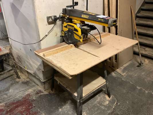 DeWalt DW720 Radial Arm Saw 240V