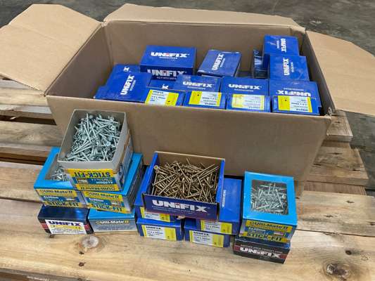 Quantity of Wood Screws Various Sizes - photo 1