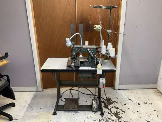 Kansai Special DFB-1404PMD 4-Needle Flat Bed Chainstitch Industrial Sewing Machine 415V