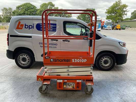 Snorkel S3010P Electric Scissor Lift