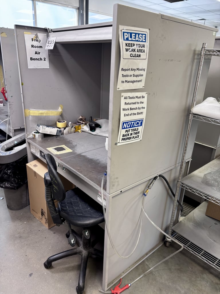 2020 Airbench FPK129084 Downdraft Fettling Bench with Lighting & Chair