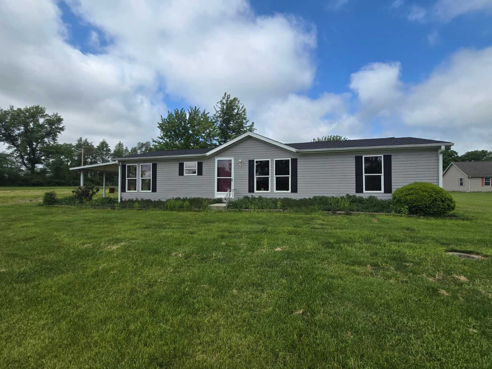 HUD Home β 11349 S Singhurst St, Terre Haute, IN 47802