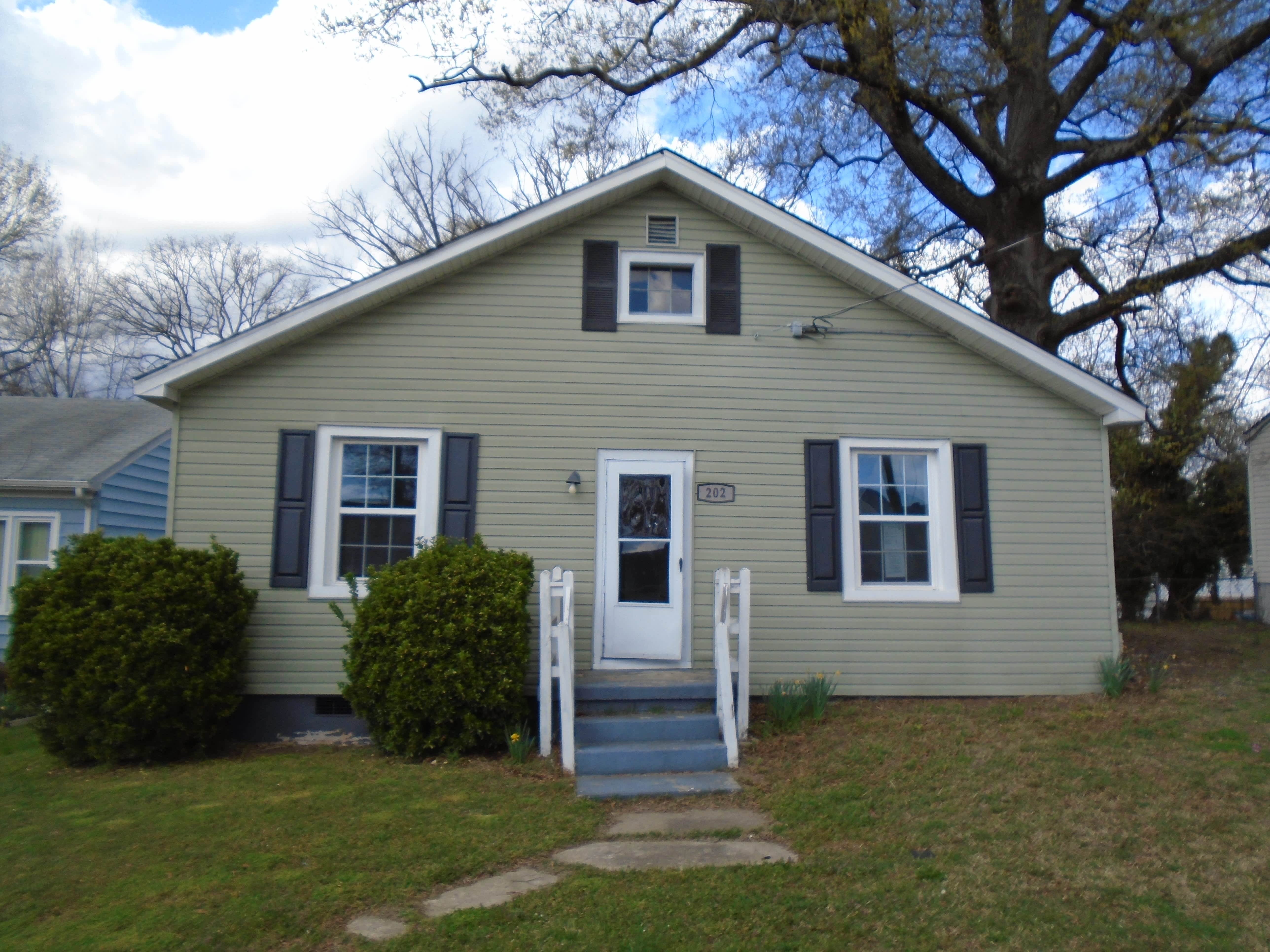 HUD Home — 202 N Juniper Ave, Henrico, VA 23075