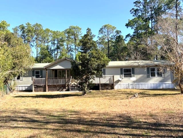 HUD Home — 390 E River Rd, East Palatka, FL 32131