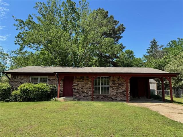 HUD Home — 106 King Arthur Ct, Hot Springs Natl, AR 71913