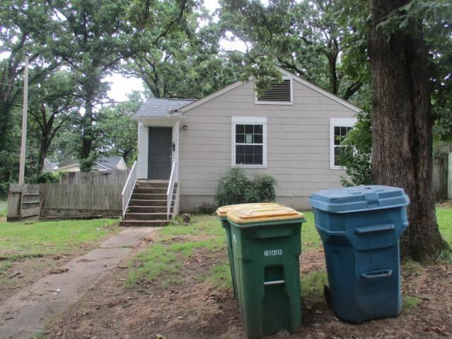 HUD Home — 1701 S Pierce St, Little Rock, AR 72204