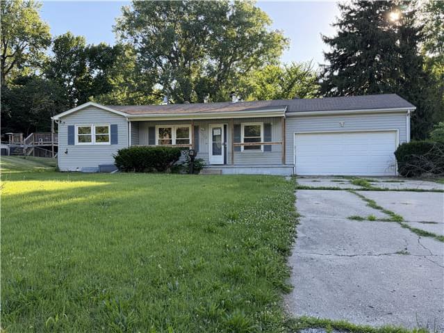 HUD Home — 5332 Northern Ave, Raytown, MO 64133