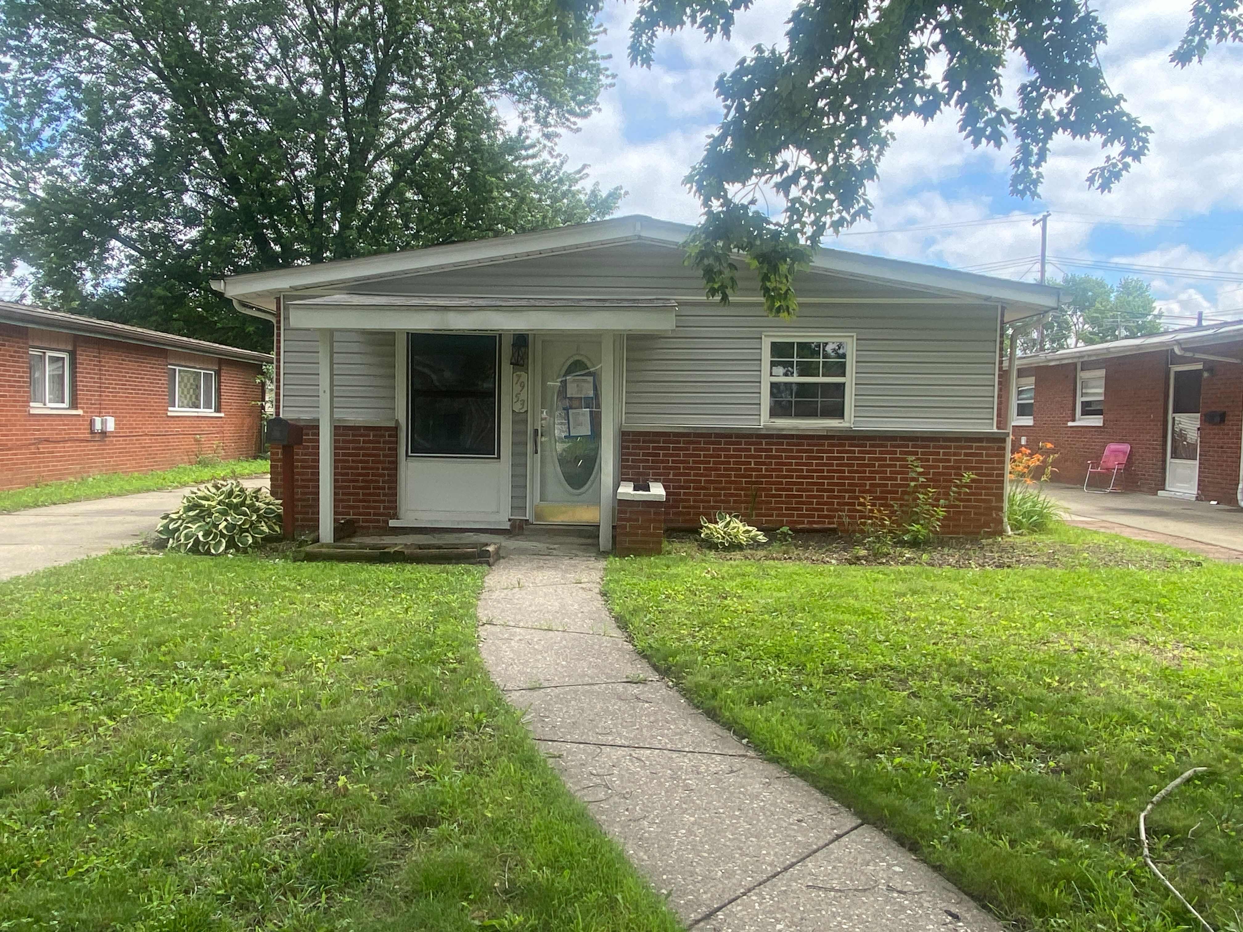 HUD Home β 7953 Elm St, Taylor, MI 48180