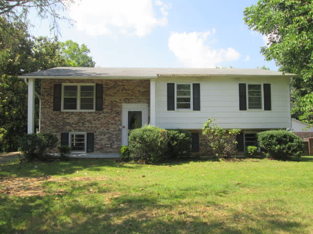 HUD Home β 1132 Lockett Dr, Danville, VA 24541