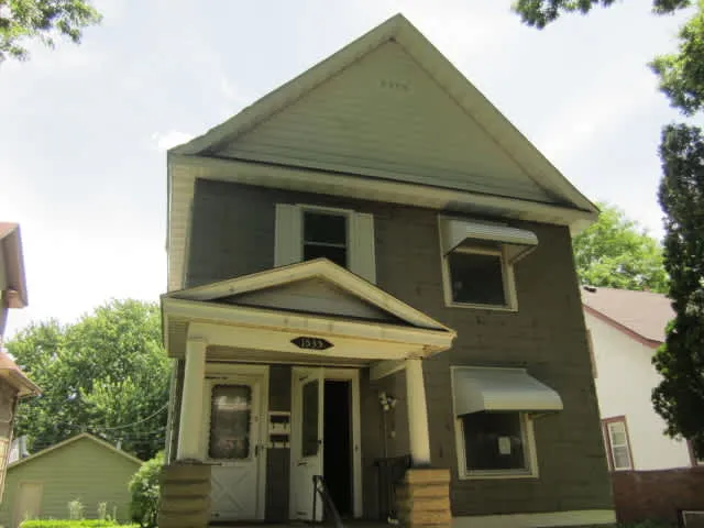 HUD Home — 1535 Adams St NE, Minneapolis, MN 55413