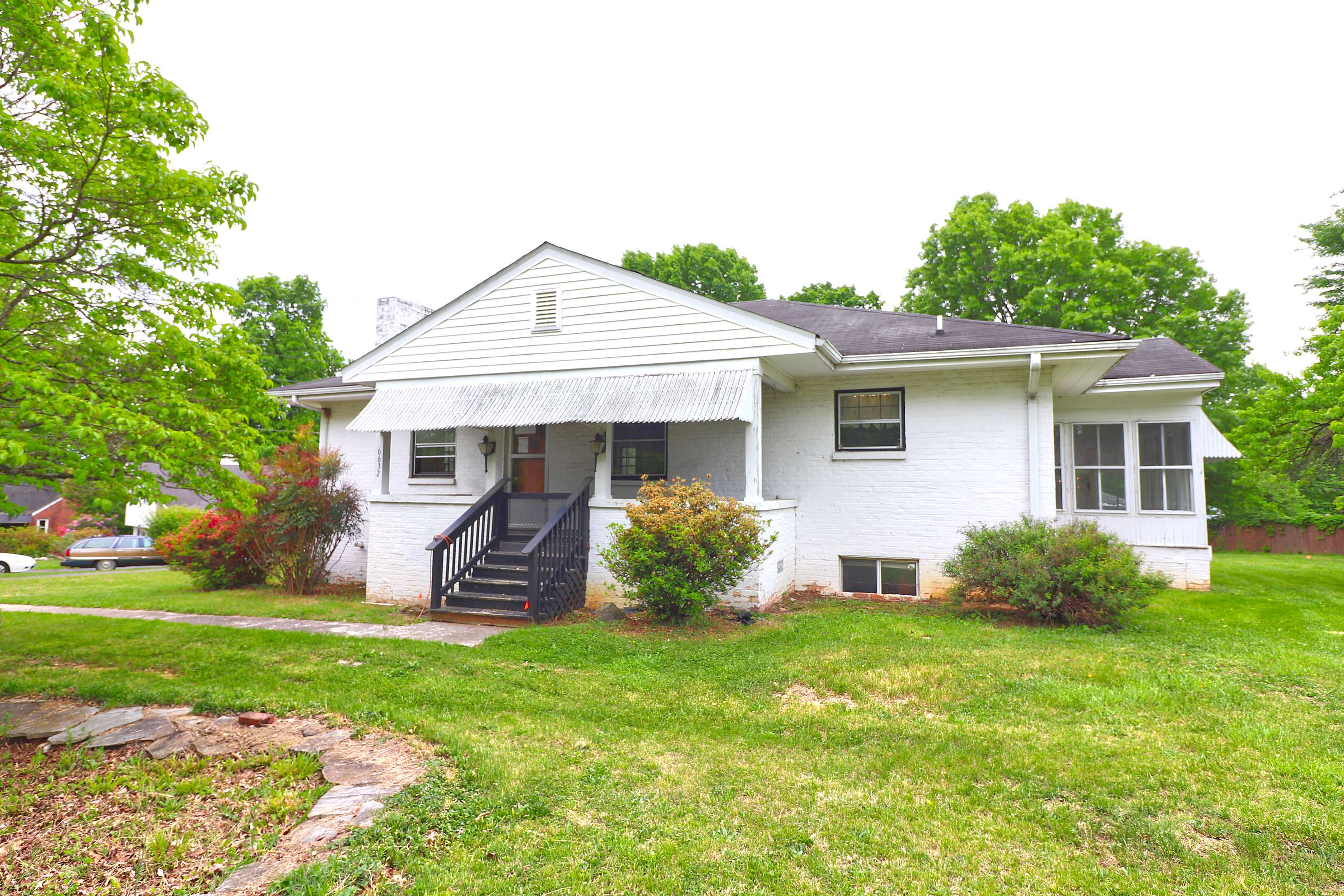 HUD Home β 6632 Wood Haven Rd, Roanoke, VA 24019
